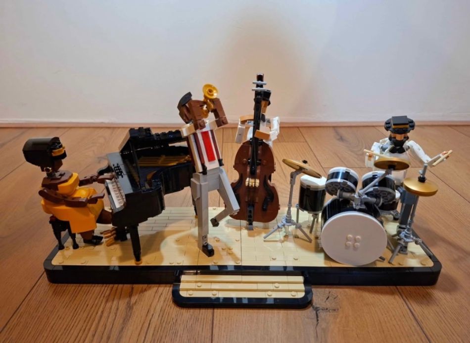 21334 Lego jazz quartet — LEGO te koop op BrickVillage