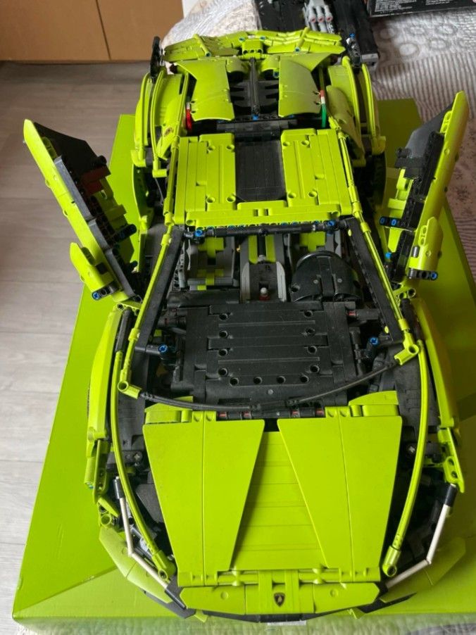 Groene Lamborghini (42115)