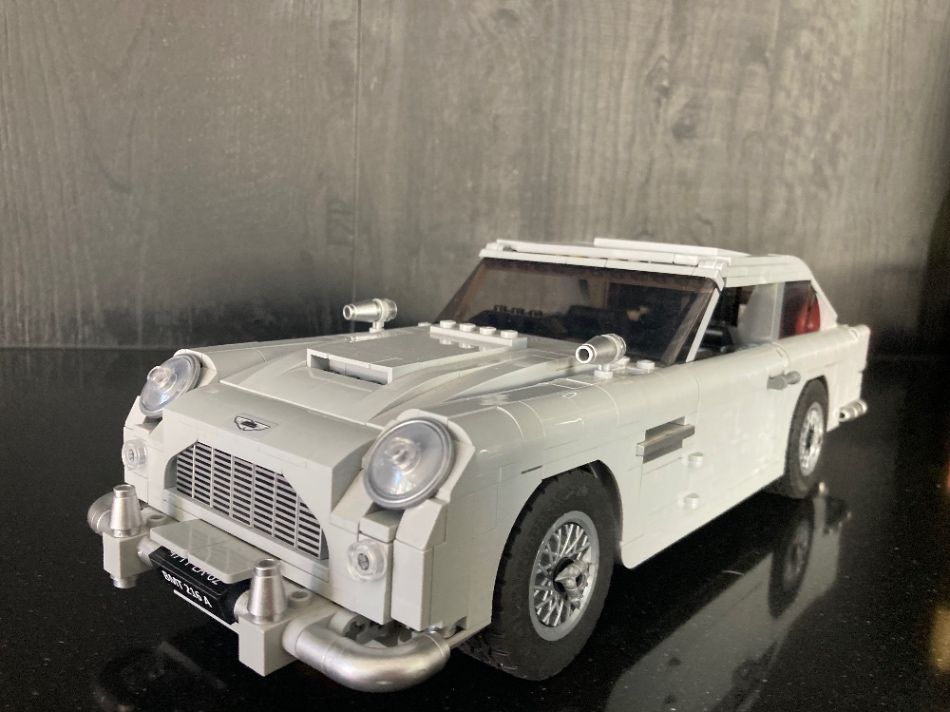 James Bond 10262 creator LEGO
