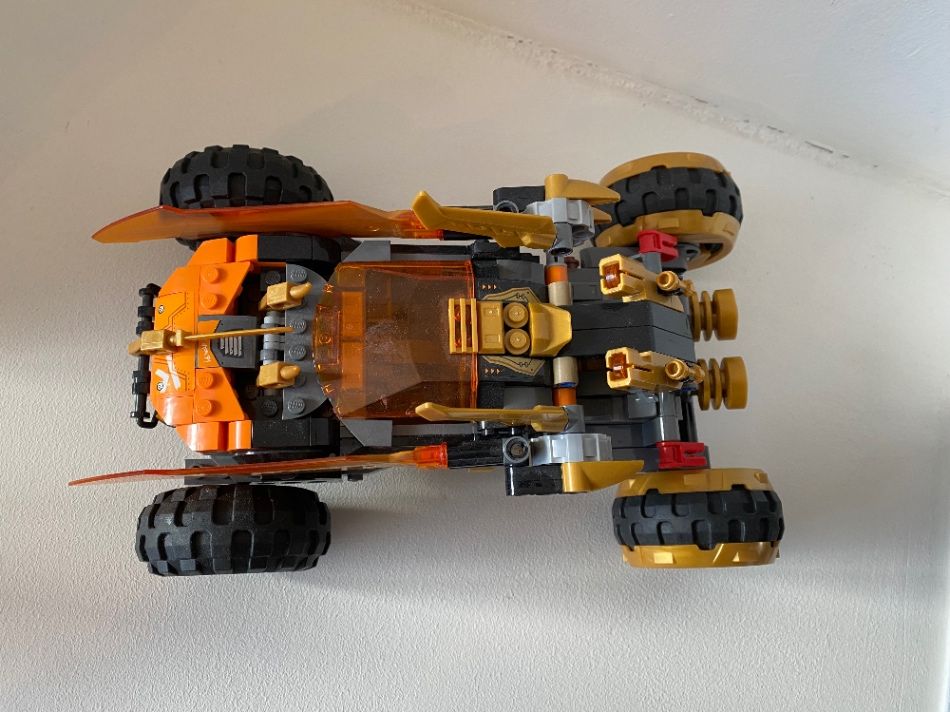 LEGO Ninjago Cole's Gouden Drakenwagen (71769)