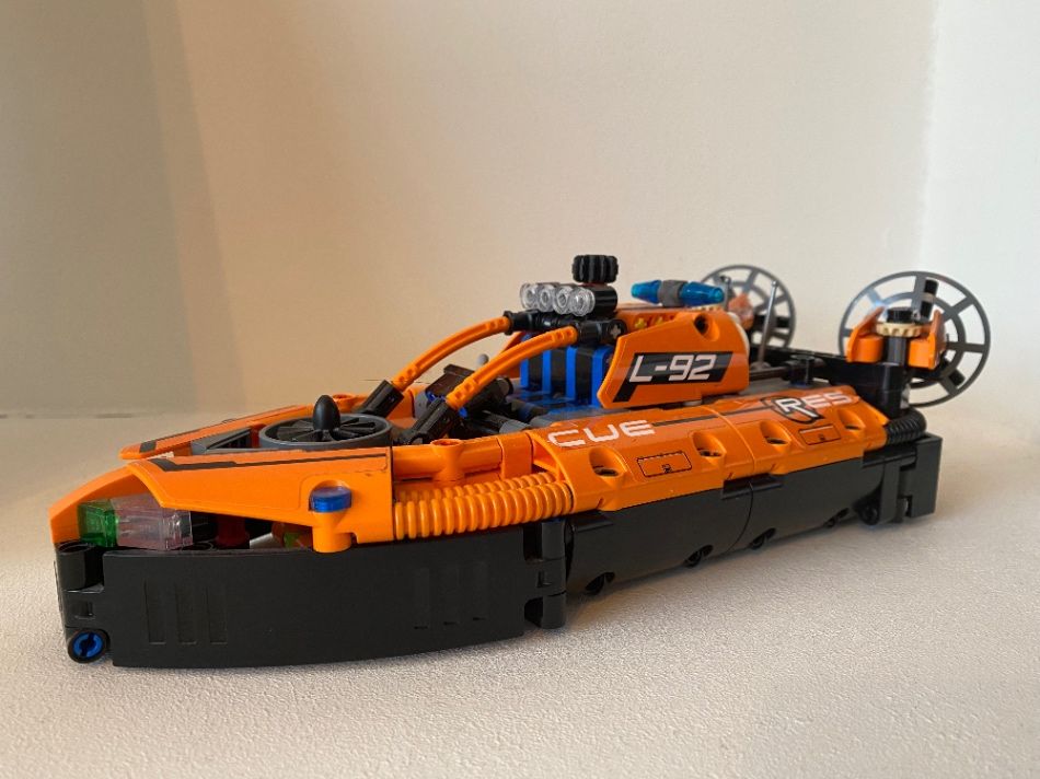 Lego Technic Reddingsboot 42120 - Zo goed als nieuw!
